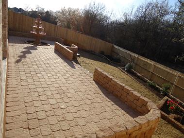 Contractor of Hardscaping with blocks and pavers